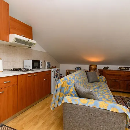 Apartment Volosko For Two Opatija